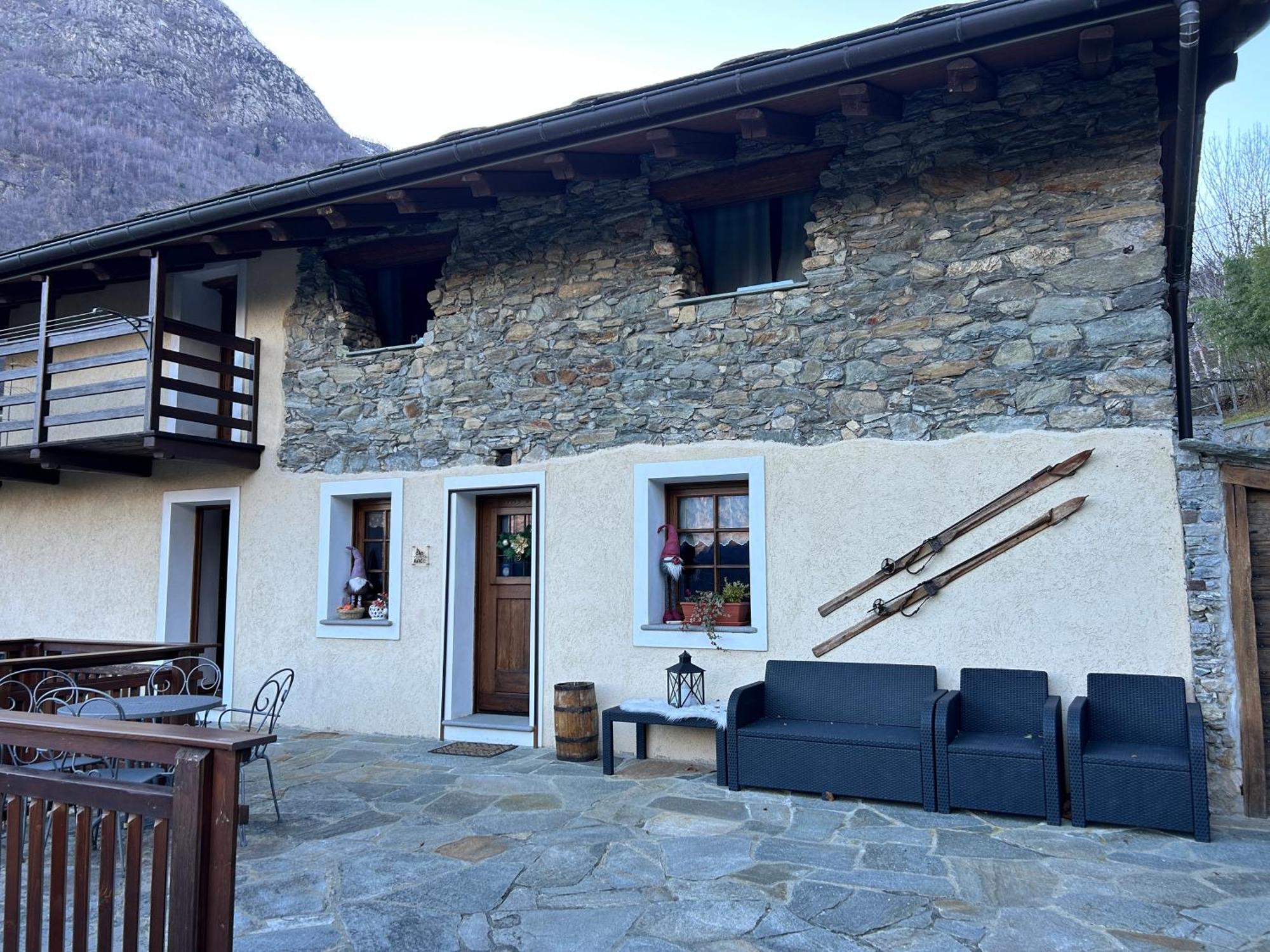 Hotel Lo Sougnet Hone Exterior foto